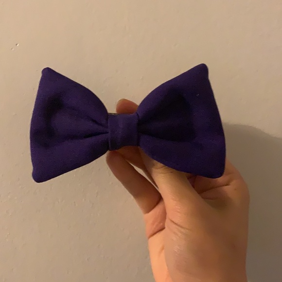 Cute bow clip in dark purple - Picture 1 of 3